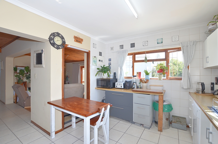 4 Bedroom Property for Sale in Yzerfontein Western Cape